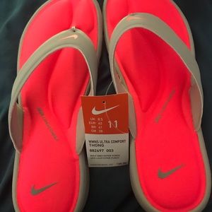 Nike sandals size 11
